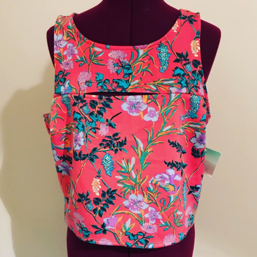 Decree ☀️ crop top tropical pink floral and birds
